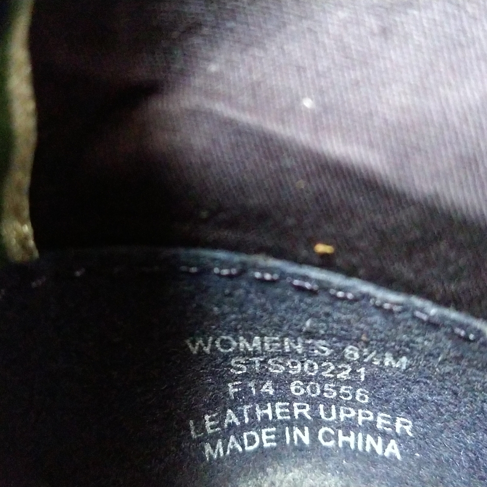 Shoes - Picture 7 of 7
